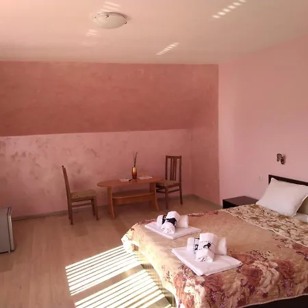 семеен дани Hotel Asenovgrad
