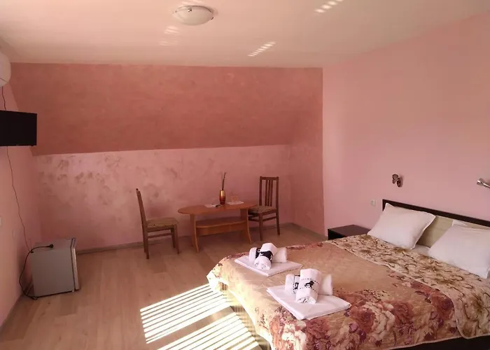 семеен дани Hotel Asenovgrad