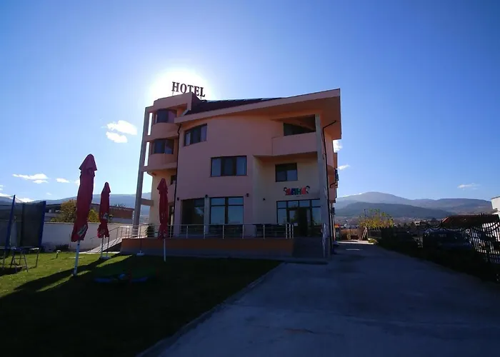 семеен дани